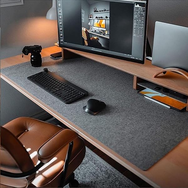 Tapete de Secretária Desk Mat Orbitkey / Nordik em Pele Vegana e Feltro Merino (80×40 cm)